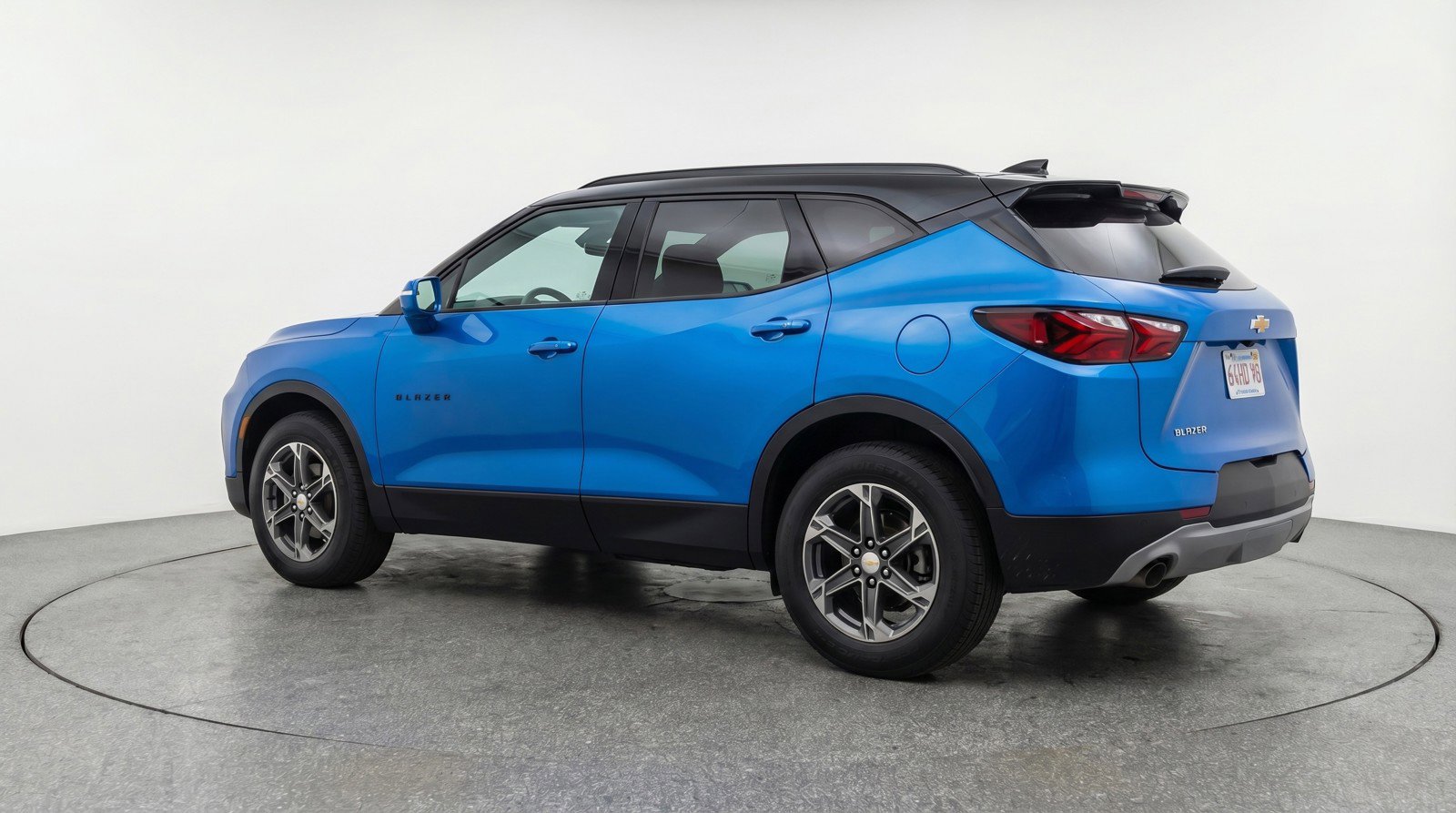 Used 2025 Chevrolet Blazer LT FWD image 6