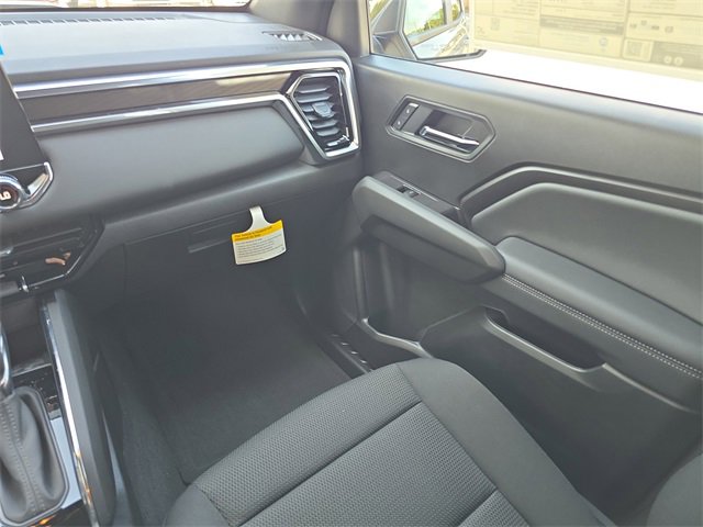 New 2025 GMC Canyon Elevation w/ Convenience Package image 15