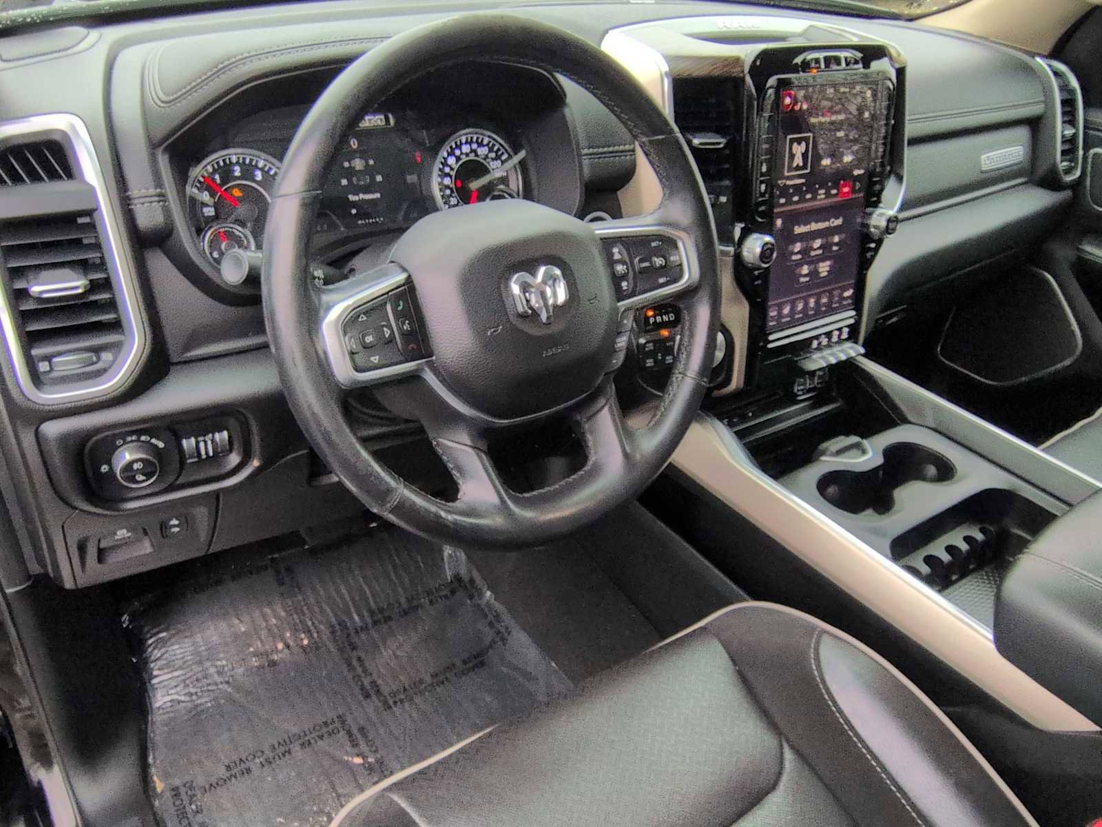 Used 2019 RAM 1500 Laramie image 10