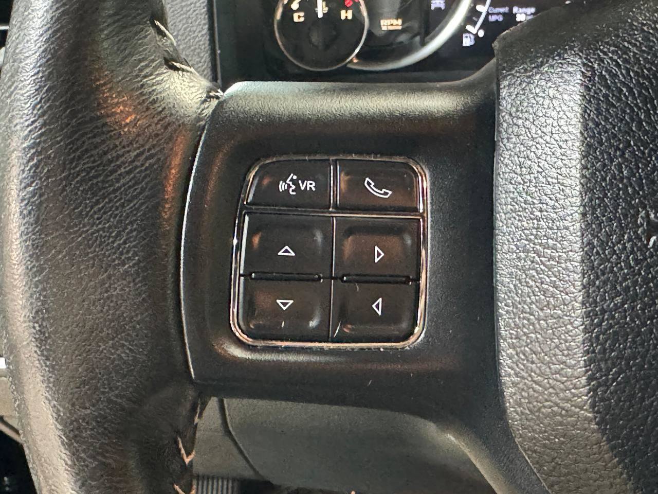 Used 2018 RAM 1500 Rebel w/ Luxury Group AWD/4WD image 18
