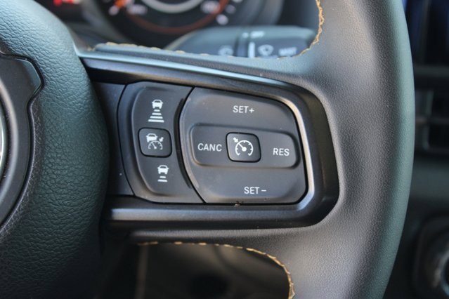 Used 2024 Jeep Gladiator Sport image 15