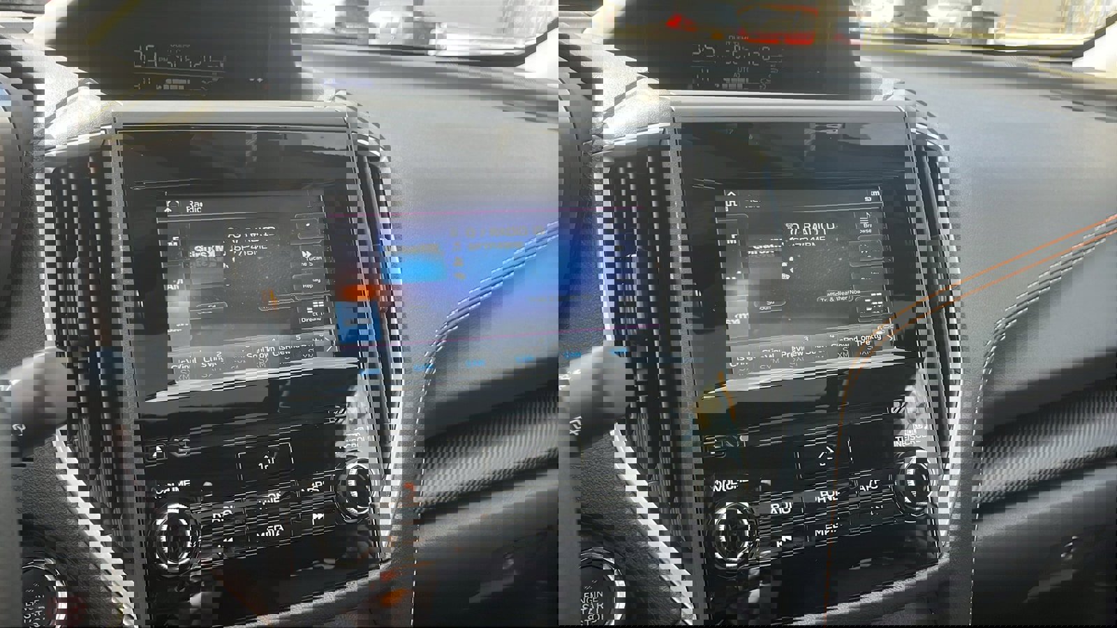 Used 2022 Subaru Crosstrek 2.0i Premium w/ Moonroof Package image 16