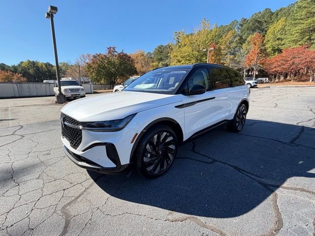 New 2026 Lincoln Nautilus Reserve w/ Jet Appearance Package image 3