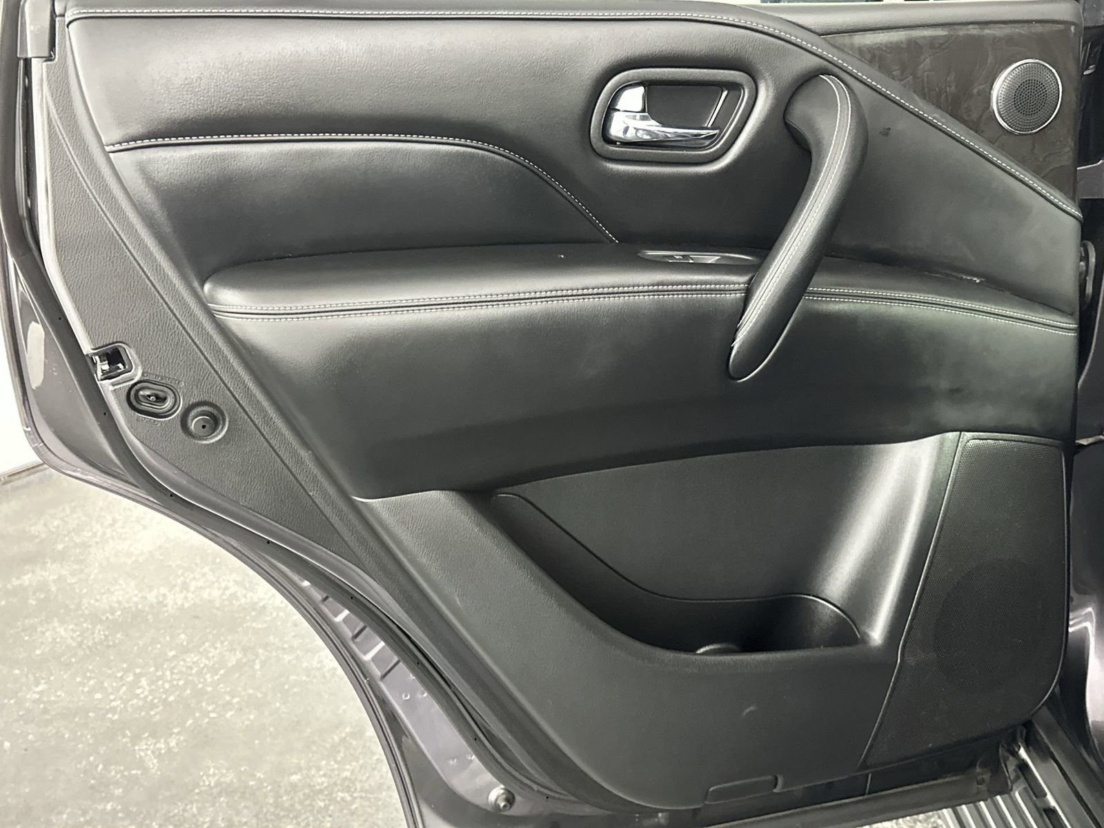 Used 2024 INFINITI QX80 Luxe image 35