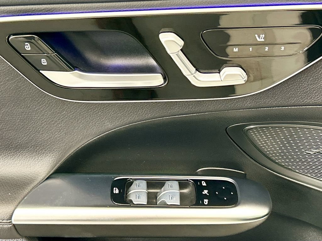 Certified 2023 Mercedes-Benz C 300 Sedan image 21