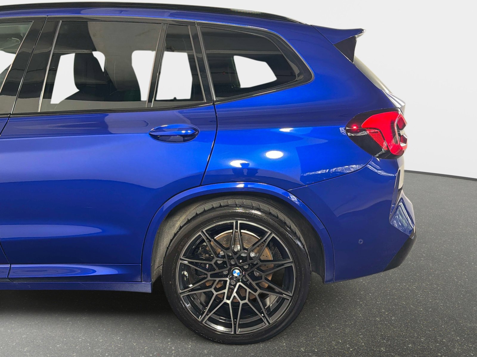 Used 2024 BMW X3 M image 15