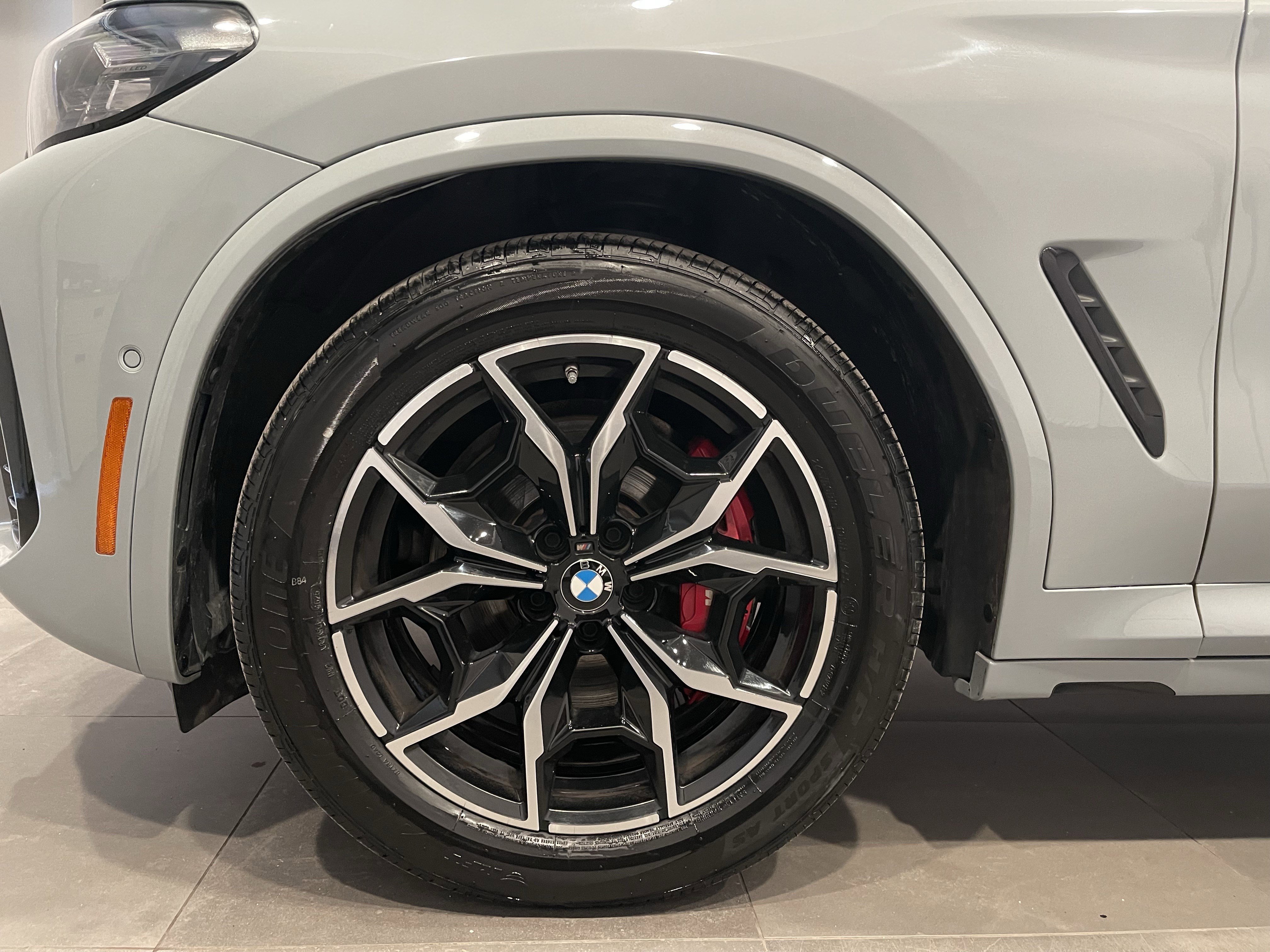 Used 2024 BMW X3 M40i w/ Parking Assistance Package image 8