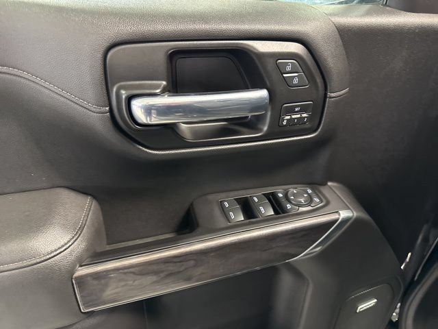 Used 2020 Chevrolet Silverado 1500 LTZ w/ LTZ Plus Package AWD/4WD image 39