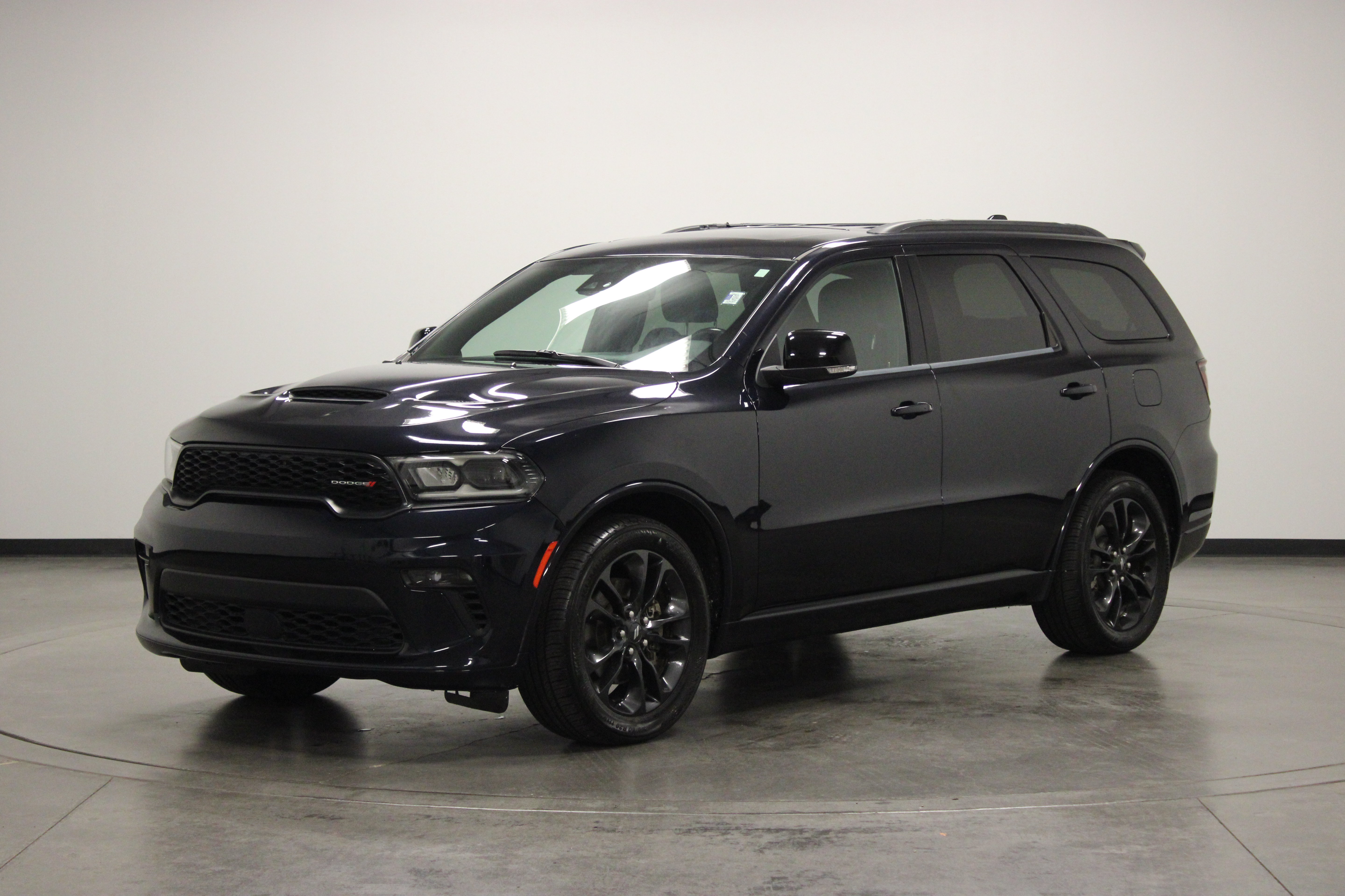 Used 2023 Dodge Durango GT RWD image 4