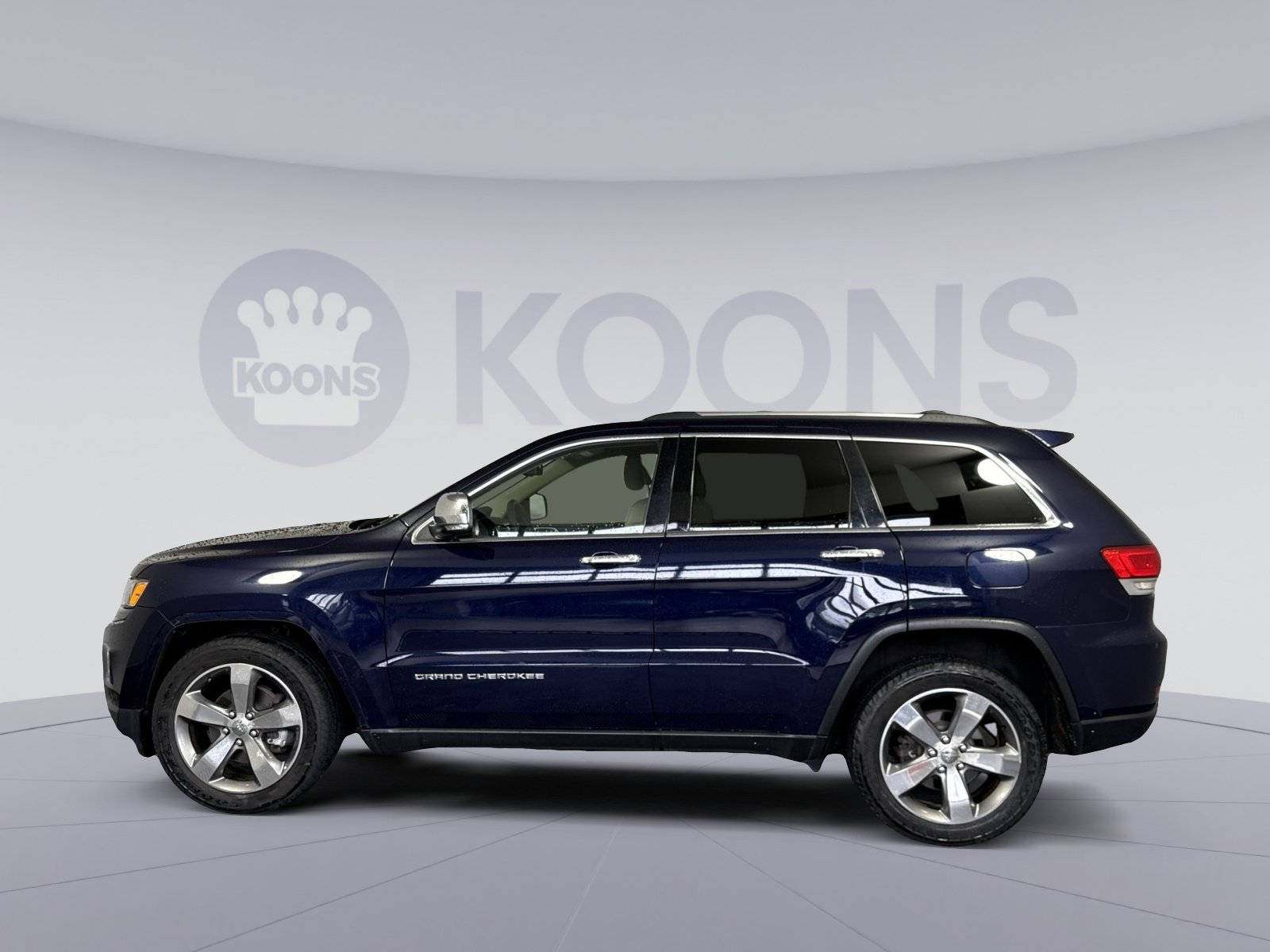Used 2015 Jeep Grand Cherokee Limited AWD/4WD image 2