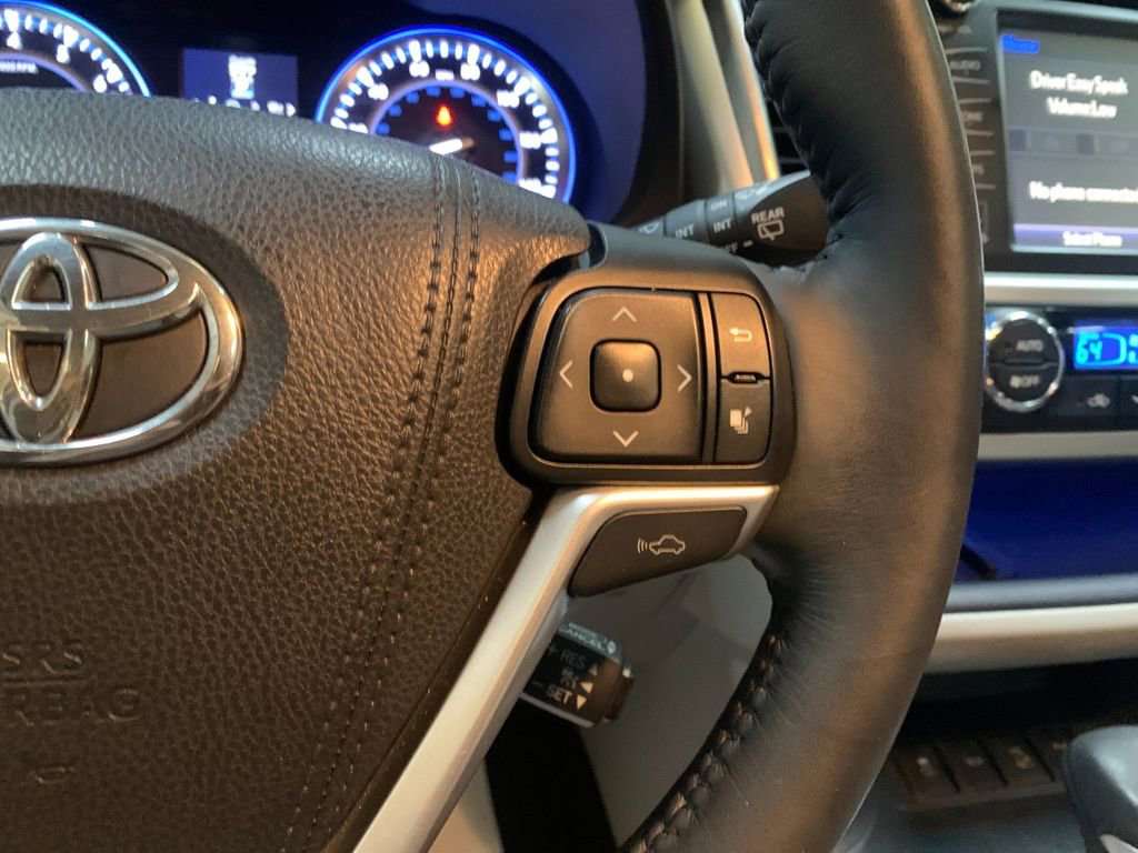 Used 2015 Toyota Highlander Limited Platinum image 31