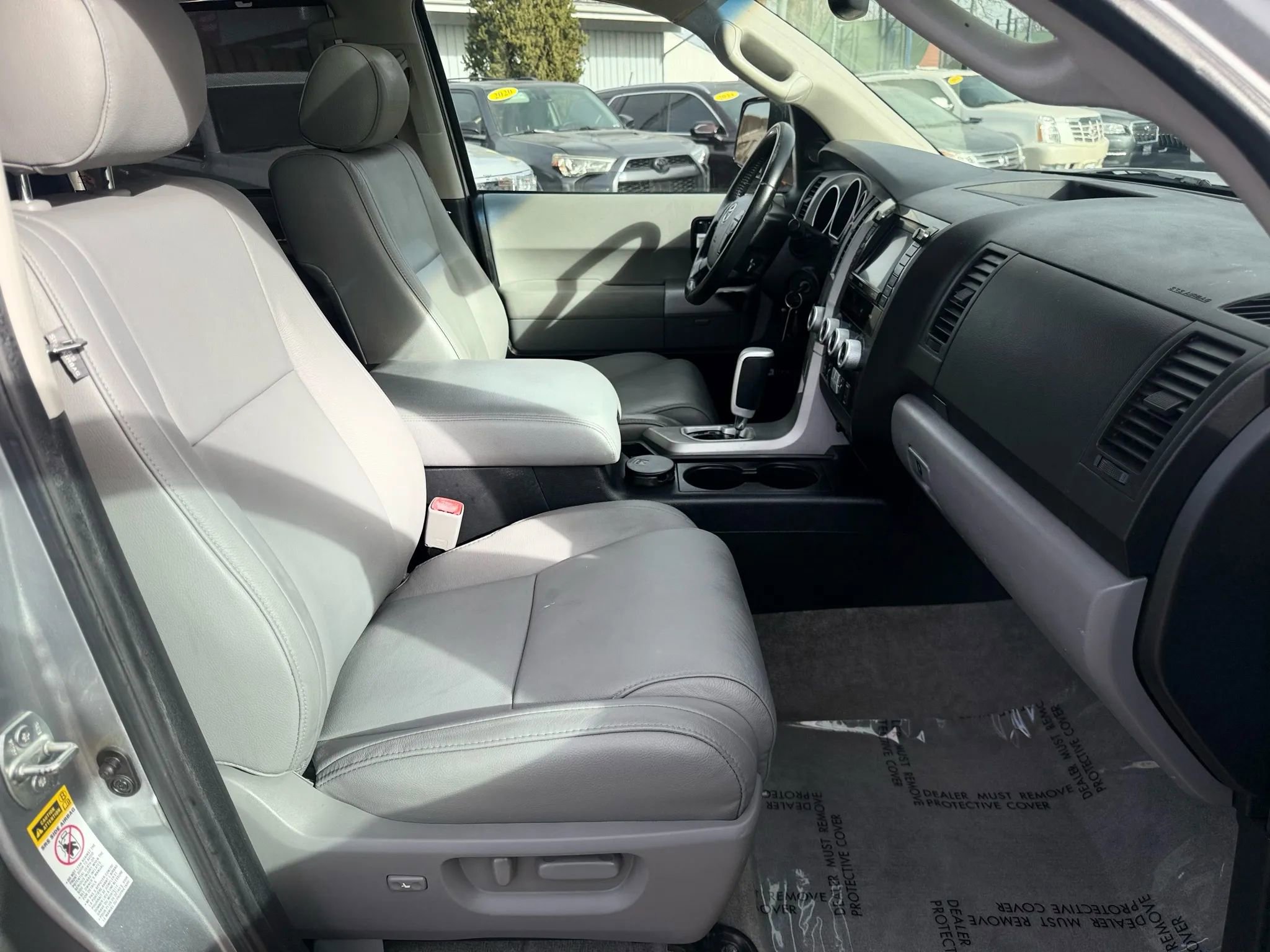 Used 2008 Toyota Sequoia Limited image 24