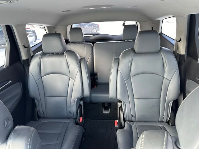 Used 2019 Buick Enclave Essence image 20