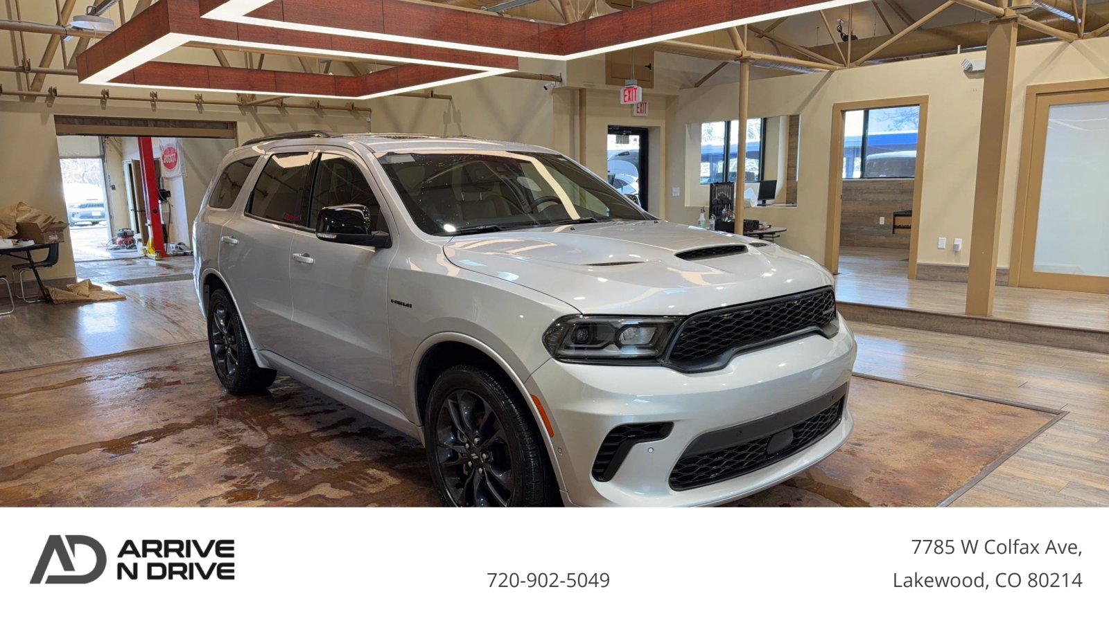 Used 2025 Dodge Durango R/T w/ Blacktop Package image 1