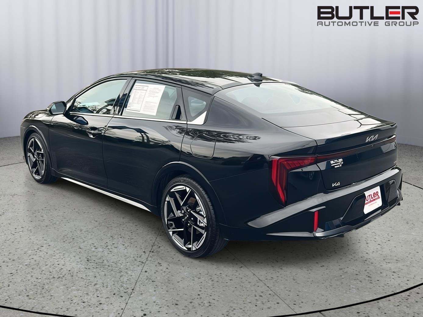 Used 2025 Kia K4 GT-Line w/ GT-Line Premium Package image 4