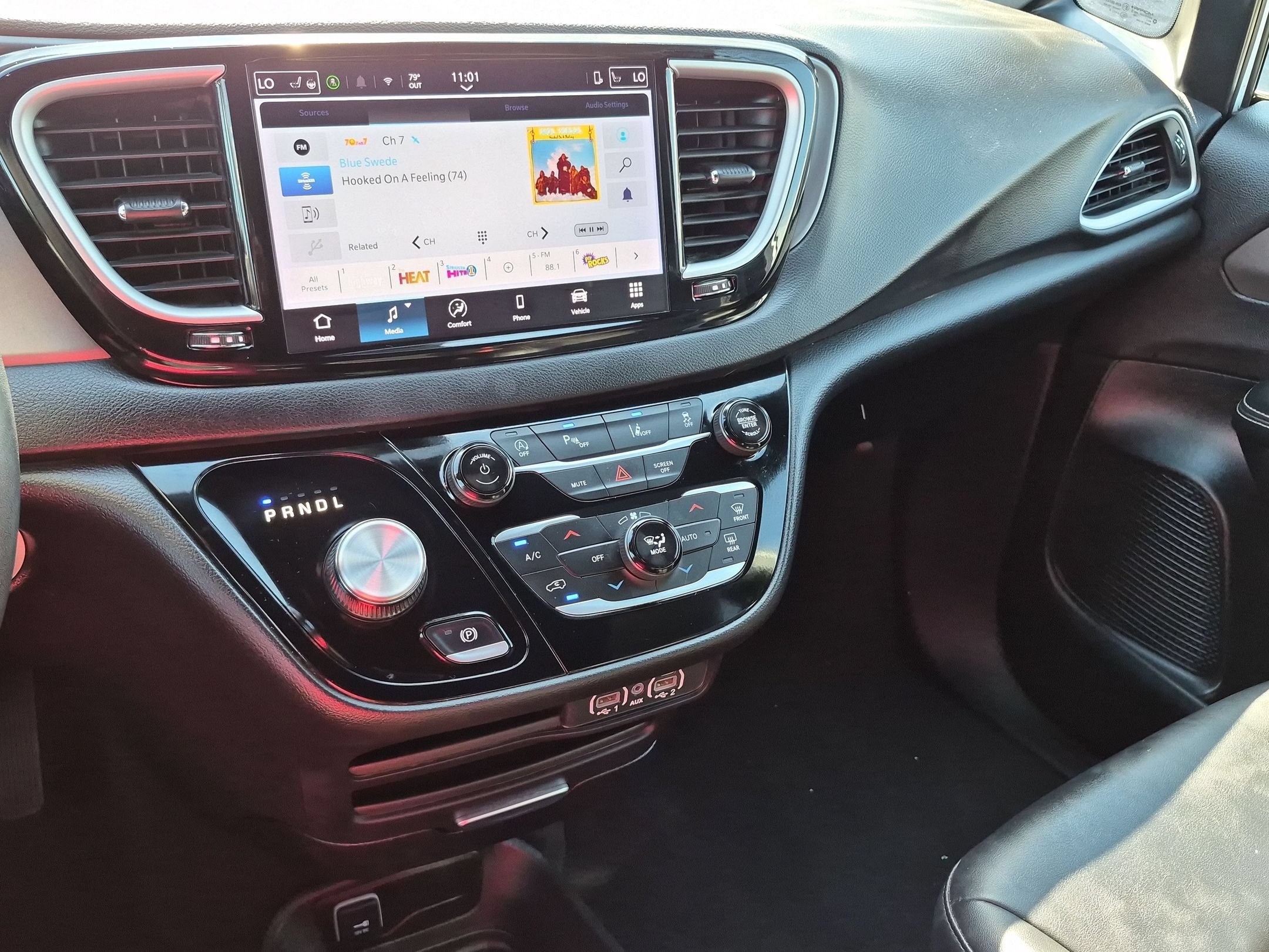 Used 2025 Chrysler Pacifica Select FWD image 22