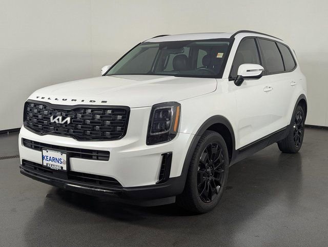 Used 2022 Kia Telluride EX w/ EX Premium Package AWD/4WD image 4