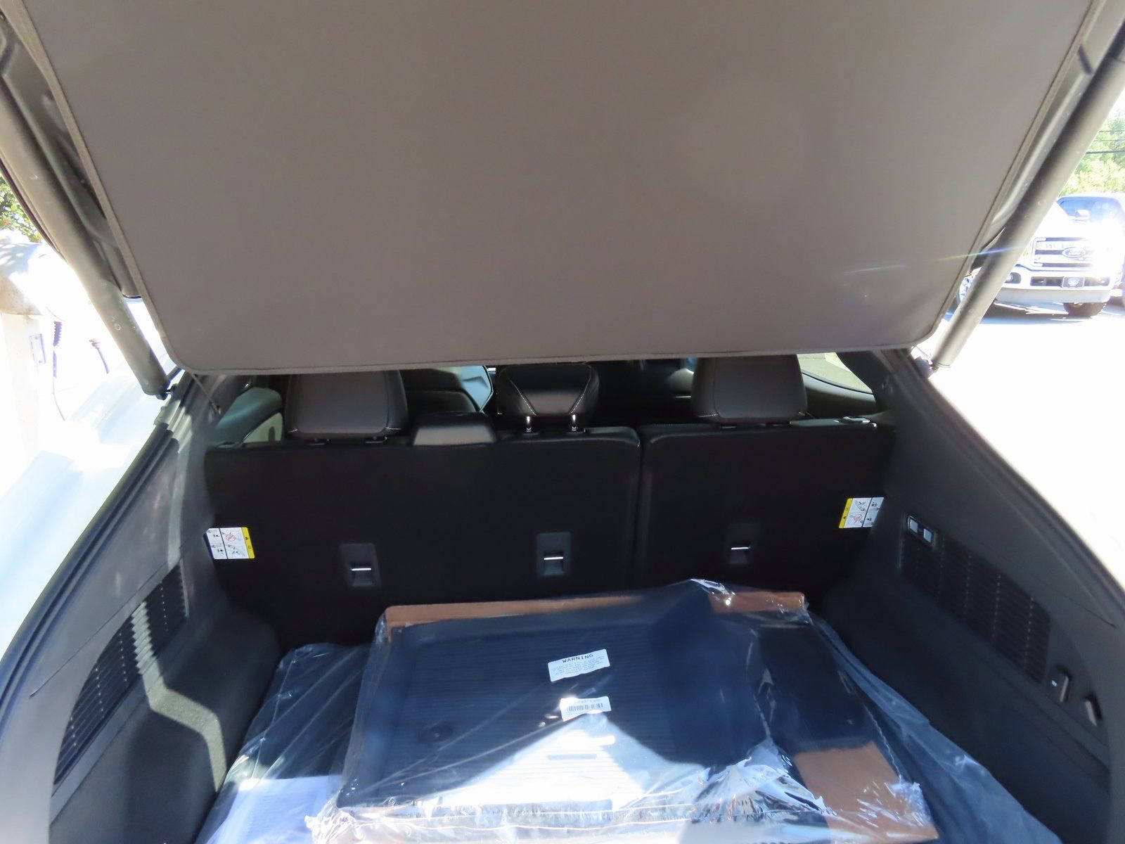 New 2025 Ford Mustang Mach-E GT w/ Bronze Appearance Package image 18