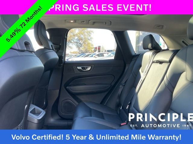 Certified 2025 Volvo XC60 B5 Core image 34