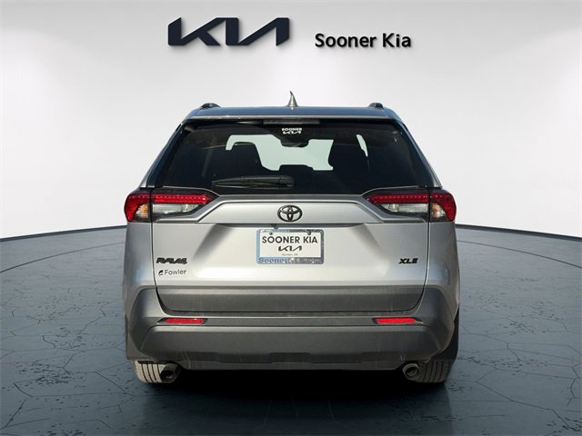 Used 2024 Toyota RAV4 XLE image 5