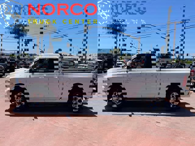 Used 2017 RAM 1500 Classic SLT image 5