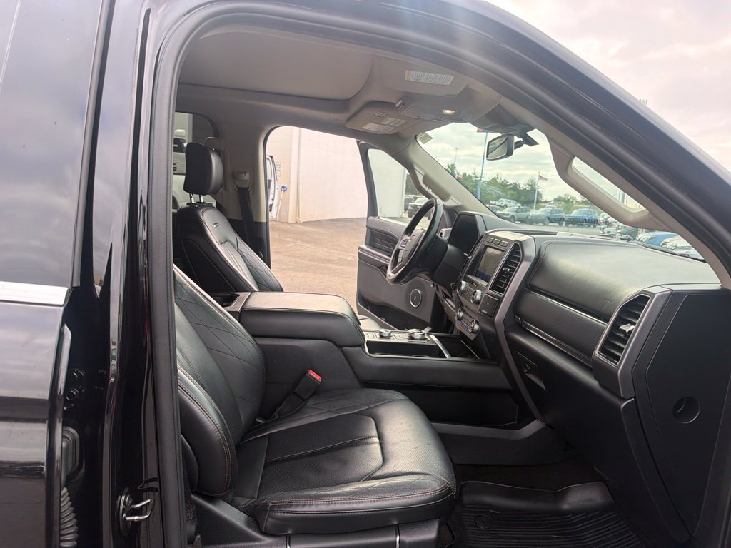 Used 2020 Ford Expedition Platinum AWD/4WD image 35