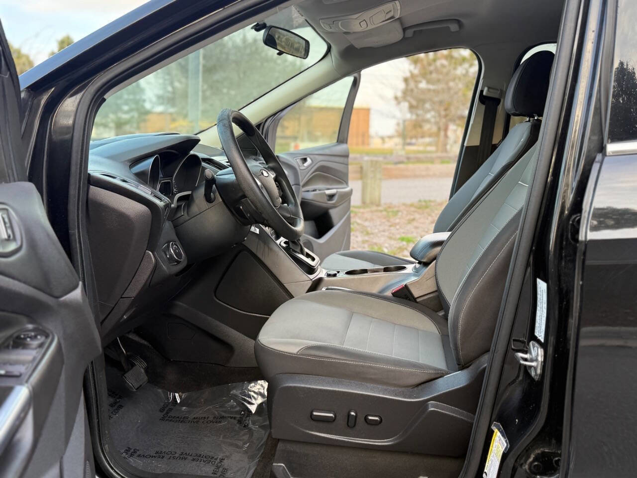 Used 2014 Ford Escape SE image 12