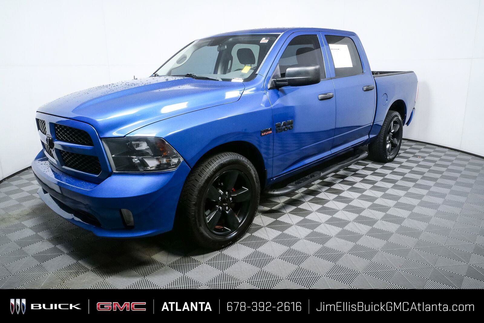 Used 2017 RAM 1500 Express w/ Express Value Package RWD image 24