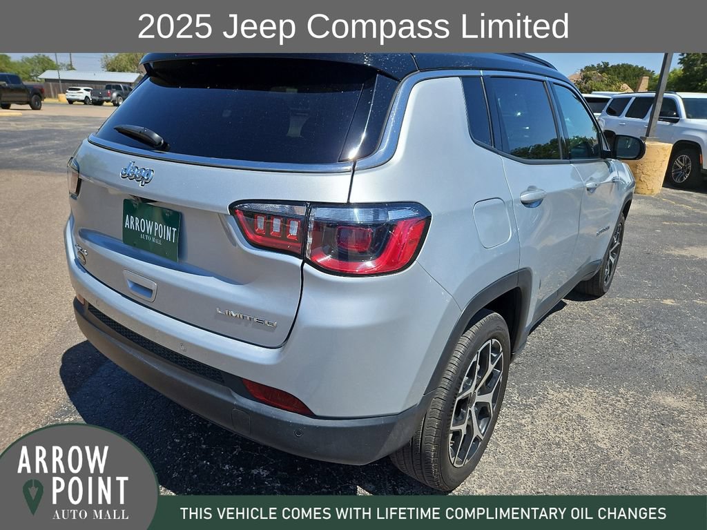 Used 2025 Jeep Compass Limited AWD/4WD image 11