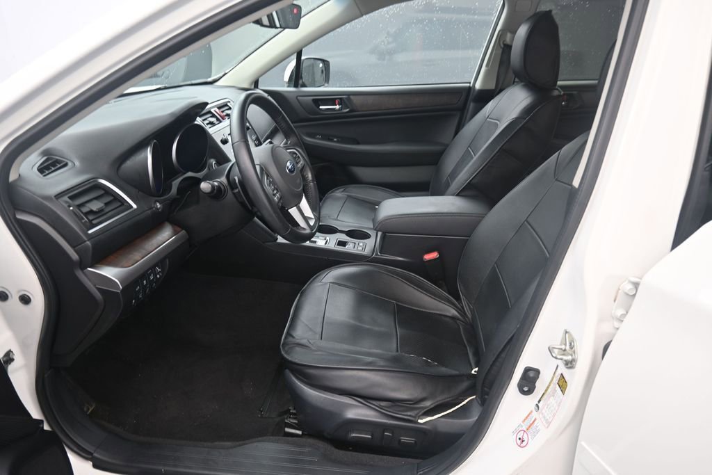 Used 2017 Subaru Outback 2.5i Limited AWD/4WD image 18