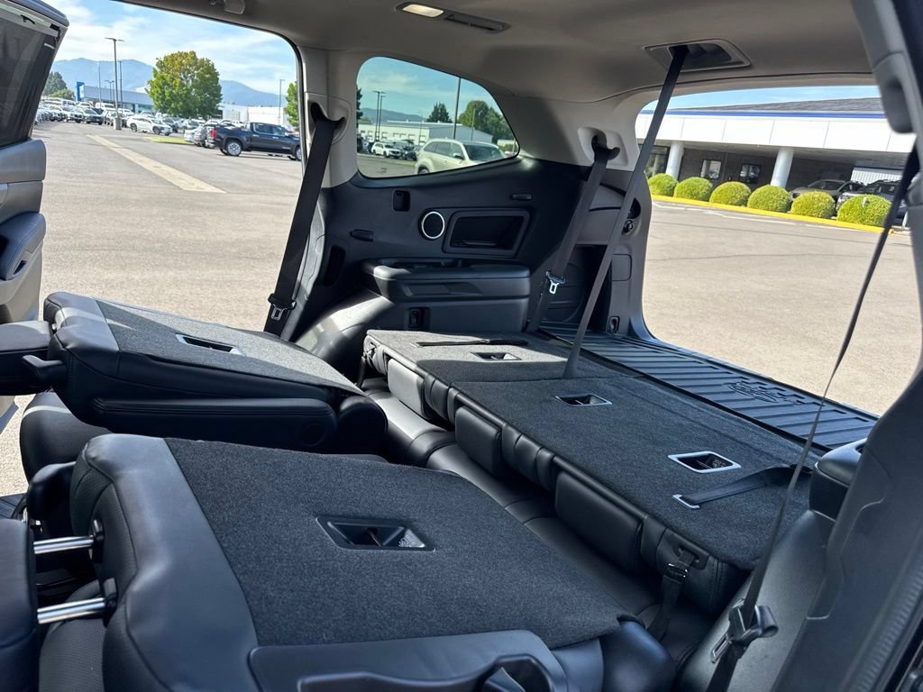 Certified 2025 Subaru Ascent Bronze Edition AWD/4WD image 17