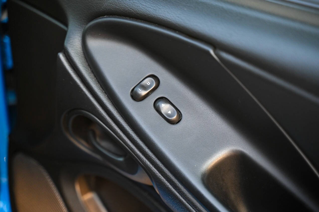 Used 1998 Ford Mustang Cobra RWD image 82