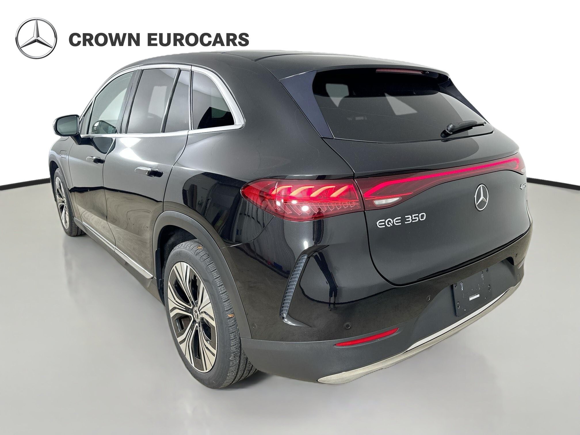 Used 2023 Mercedes-Benz EQE 350+ 4MATIC SUV image 4