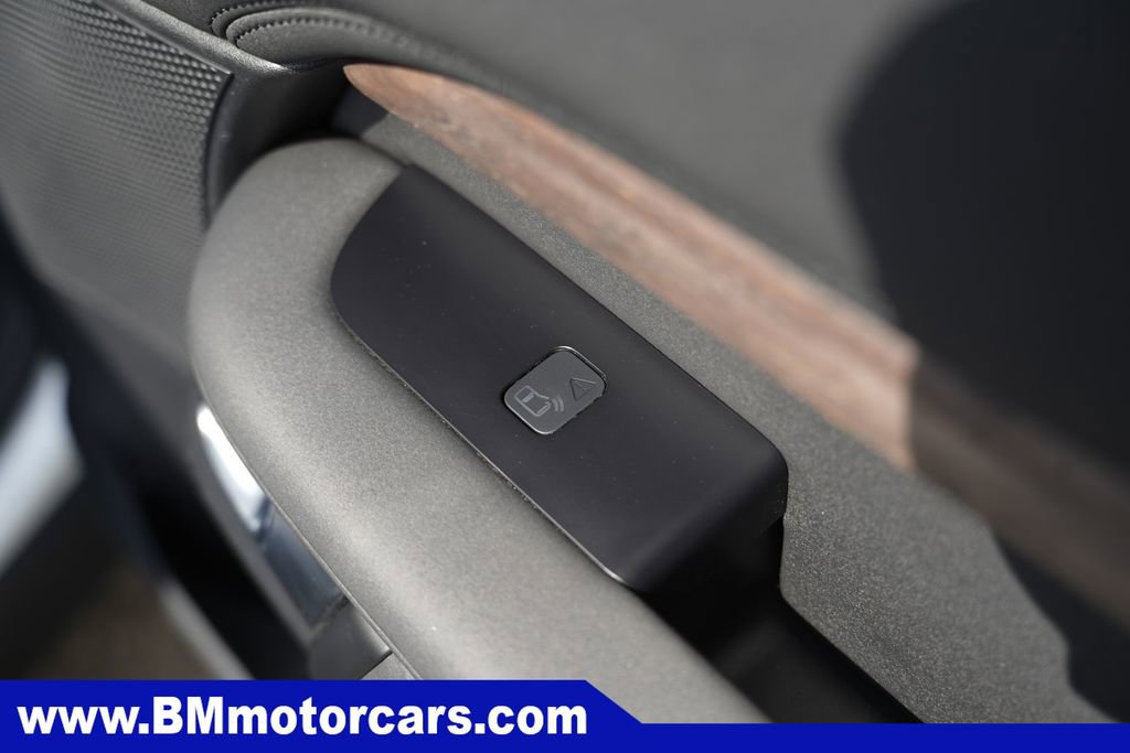 Used 2019 Land Rover Discovery HSE AWD/4WD image 43