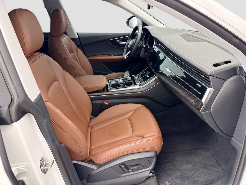 Certified 2023 Audi Q8 Premium w/ Convenience Package AWD/4WD image 19