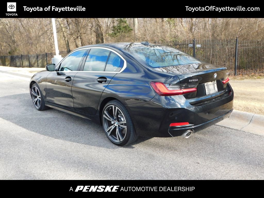 Used 2024 BMW 330i Sedan w/ Premium Package image 3