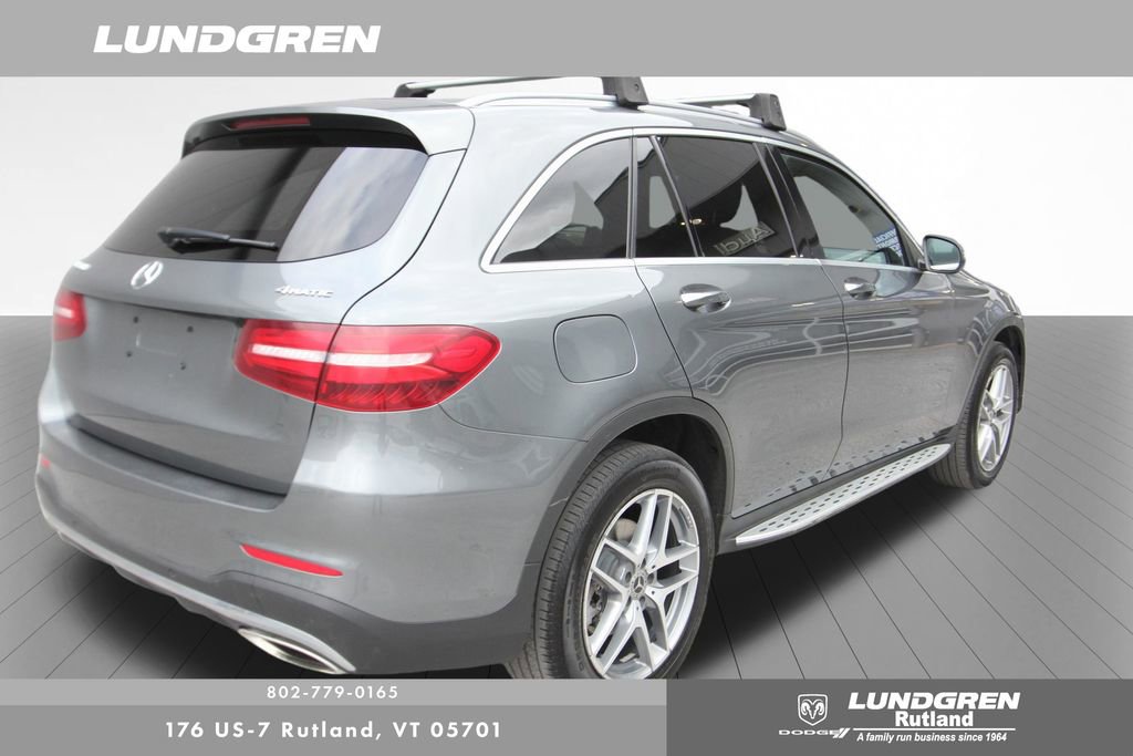 Used 2018 Mercedes-Benz GLC 300 4MATIC image 3