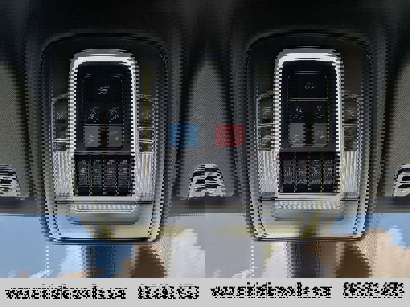 Used 2025 RAM 1500 Laramie w/ Night Edition image 23