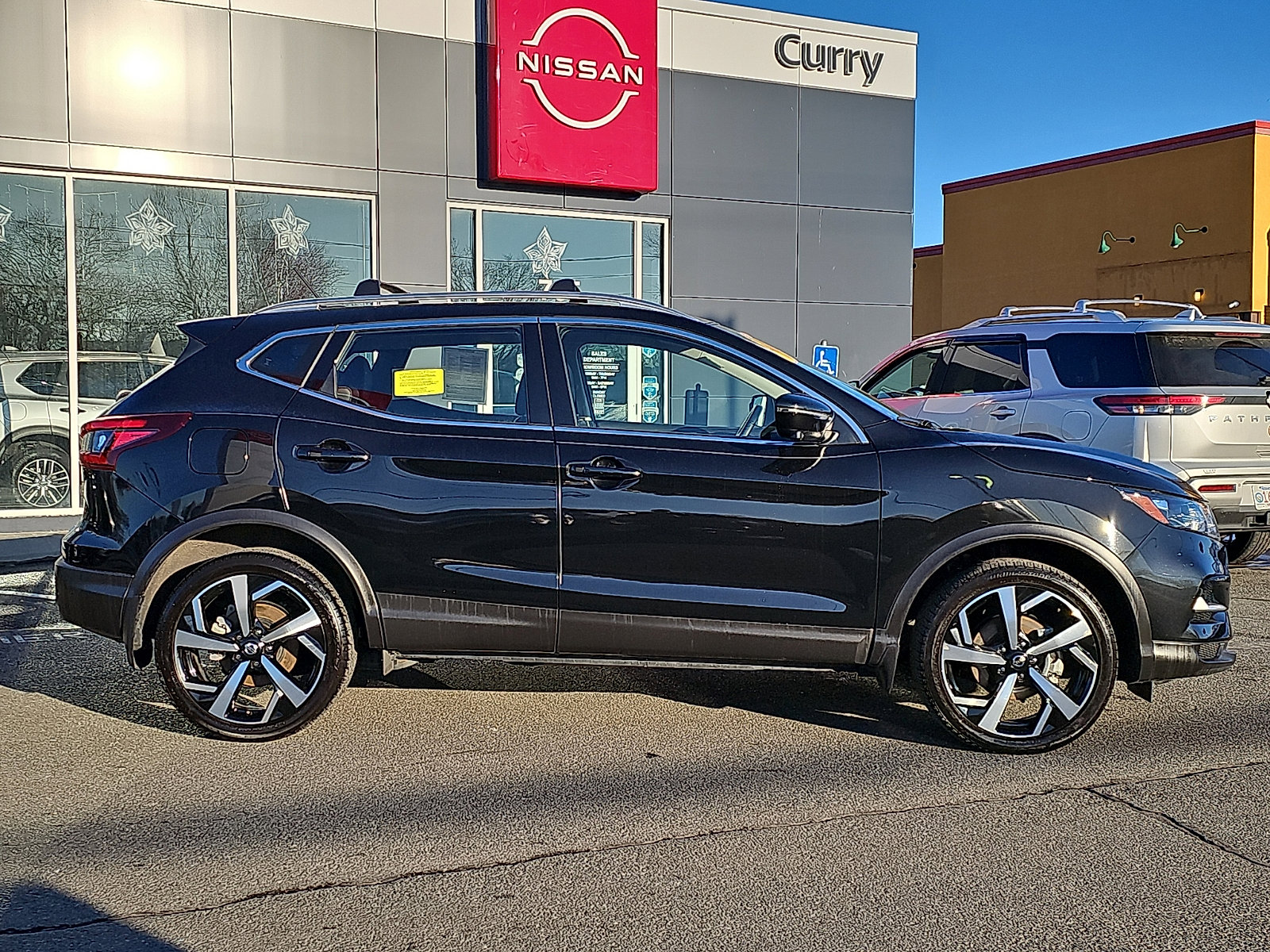 Certified 2022 Nissan Rogue Sport SL image 7