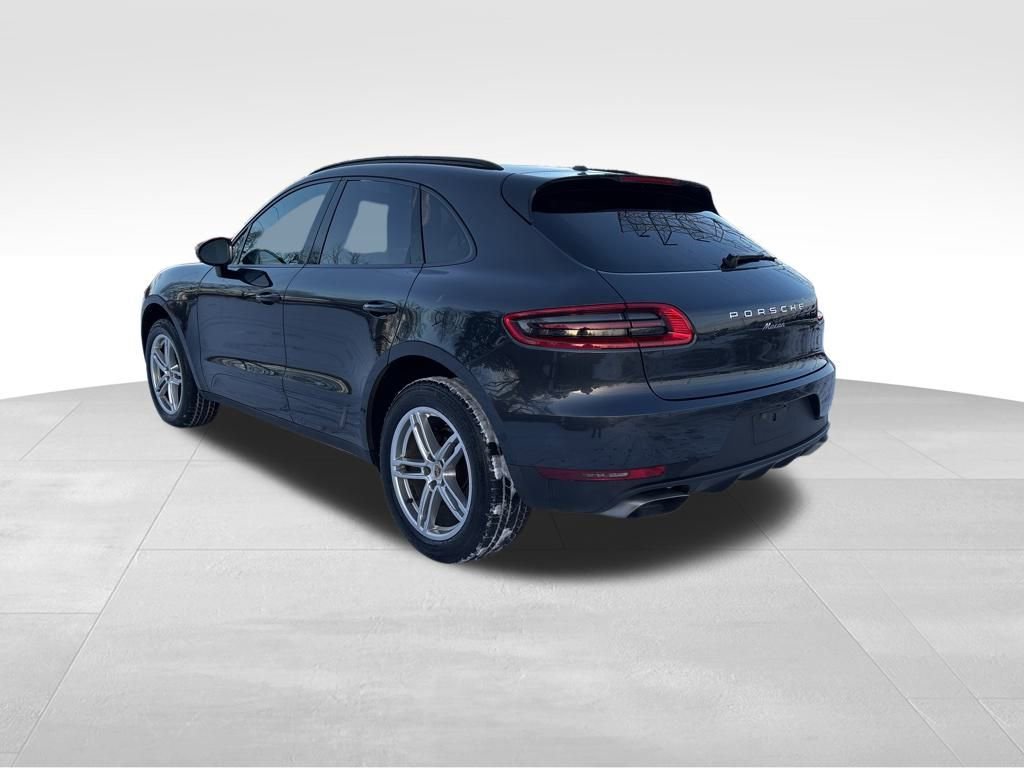 Used 2018 Porsche Macan Base image 23