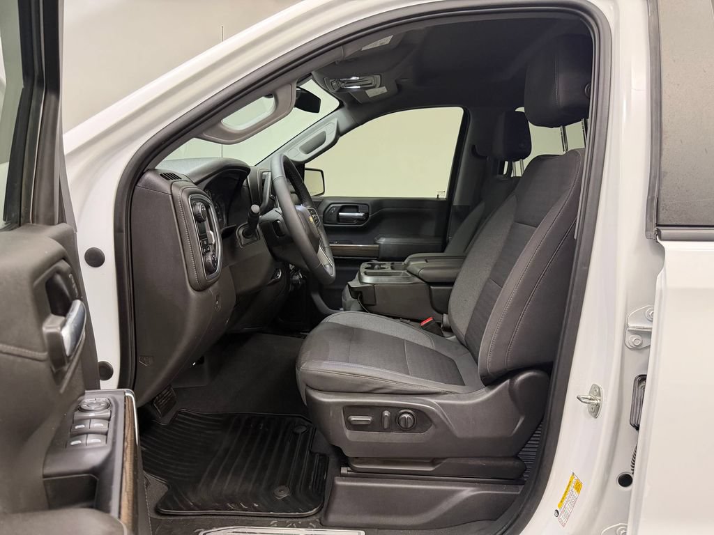 Used 2022 Chevrolet Silverado 1500 LT RWD image 5