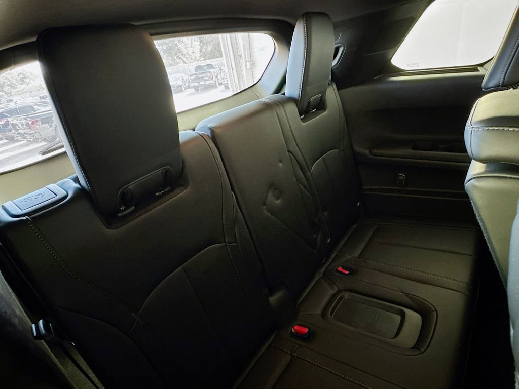 Certified 2025 INFINITI QX60 Luxe w/ Black Edition image 29