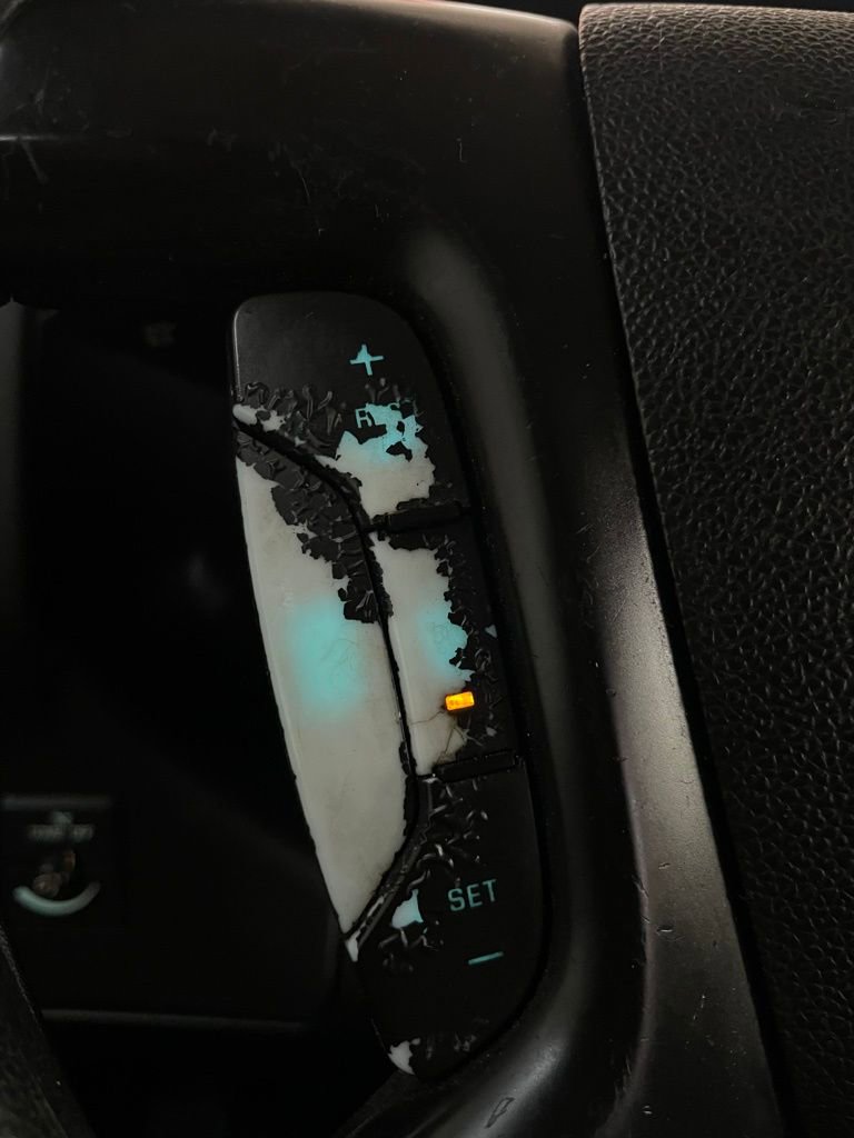 Used 2015 Chevrolet Express 3500 LS w/ Chrome Appearance Package image 24