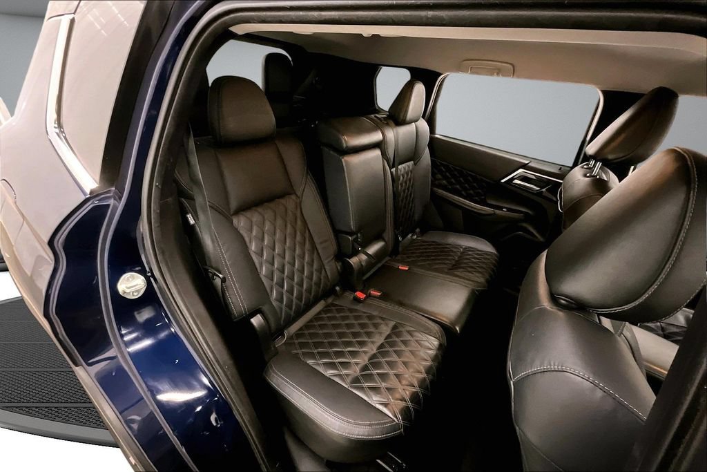 Used 2022 Mitsubishi Outlander SEL AWD/4WD image 25