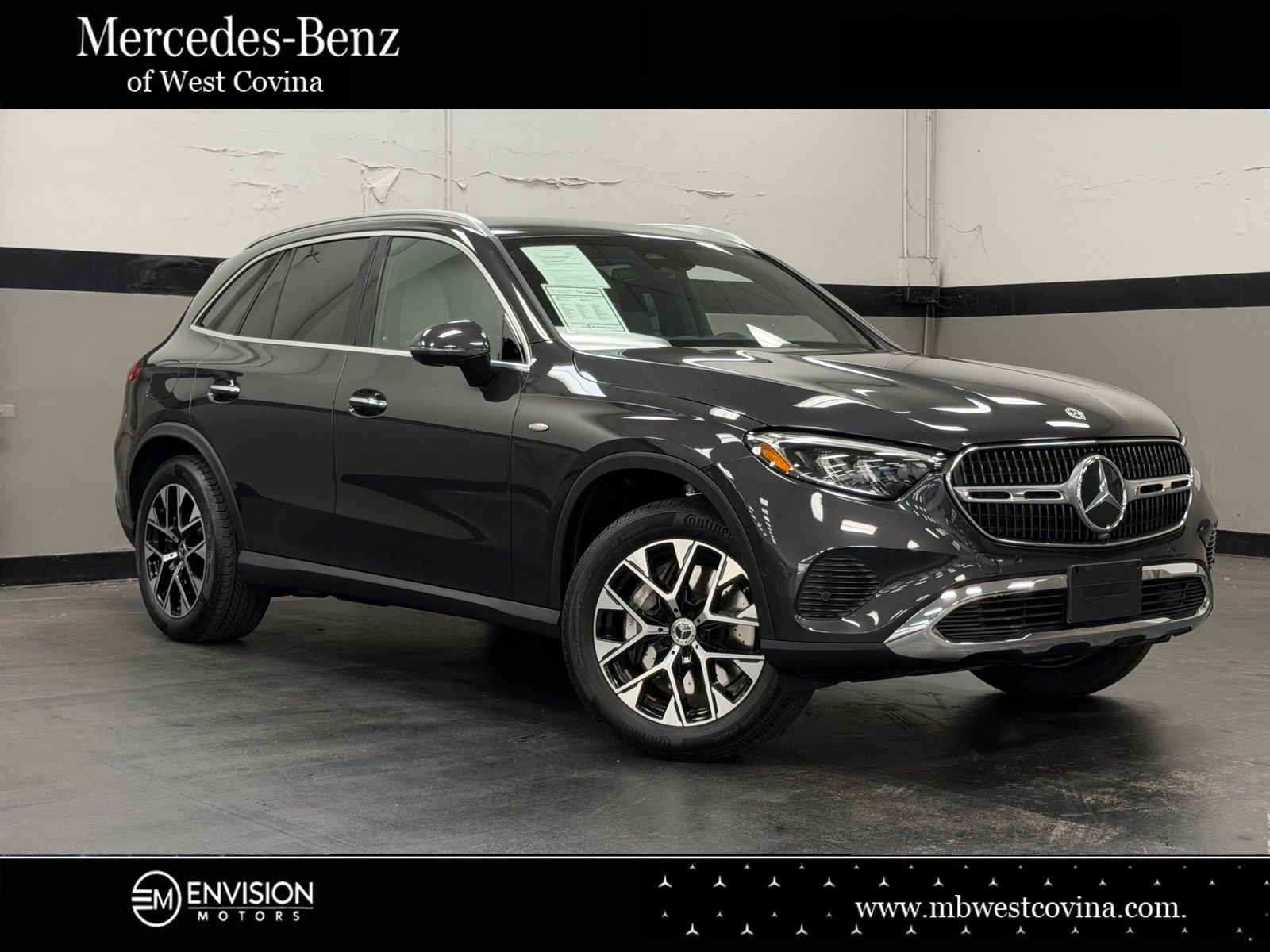 Used 2025 Mercedes-Benz GLC 350e 4MATIC image 1