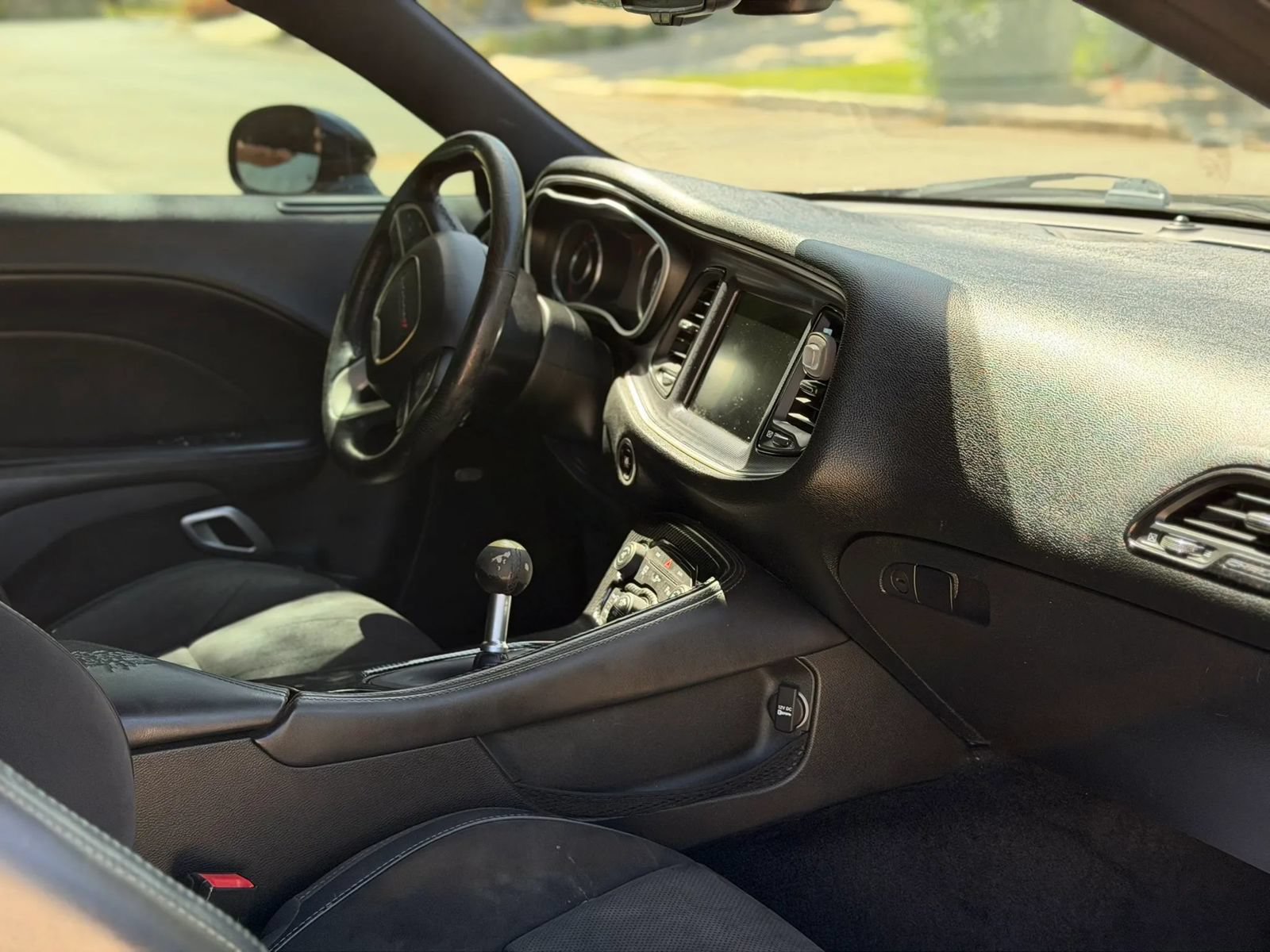 Used 2015 Dodge Challenger R/T Scat Pack w/ Leather Interior Group RWD image 13