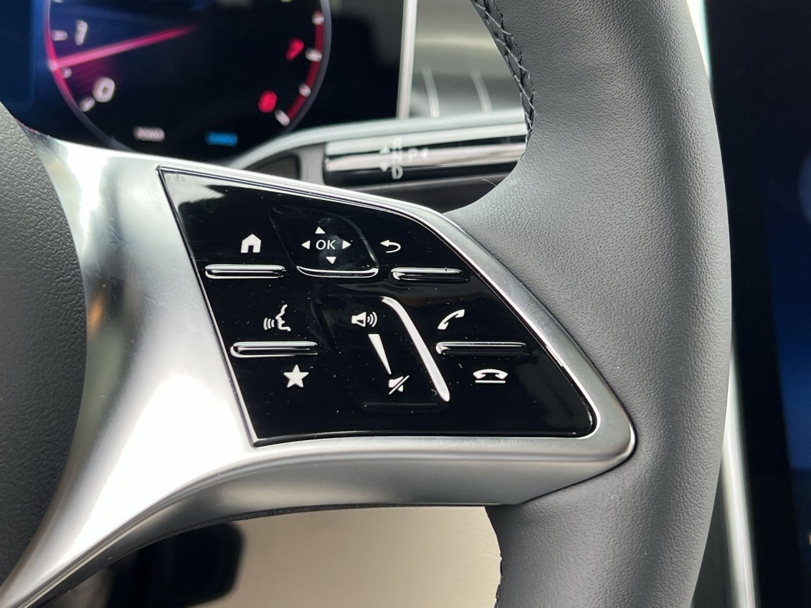 New 2026 Mercedes-Benz GLC 300 4MATIC image 30