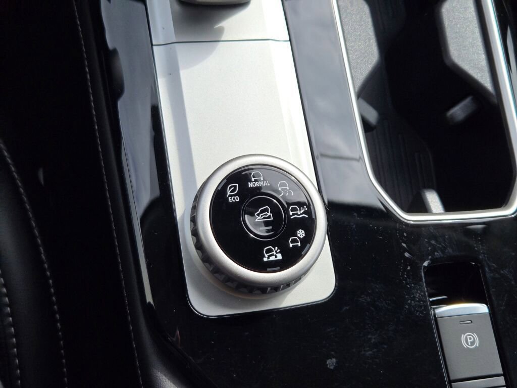 New 2026 Mitsubishi Outlander SE AWD/4WD image 24