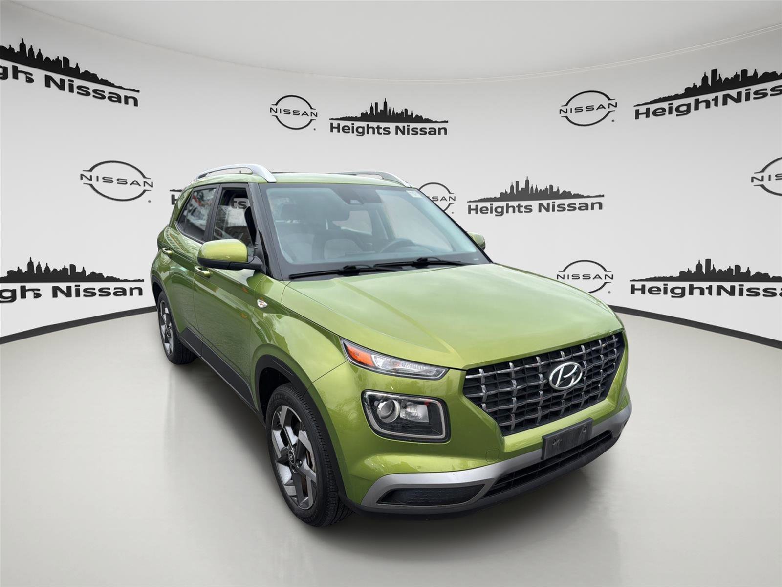 Used 2023 Hyundai Venue SEL w/ Cargo Package image 10