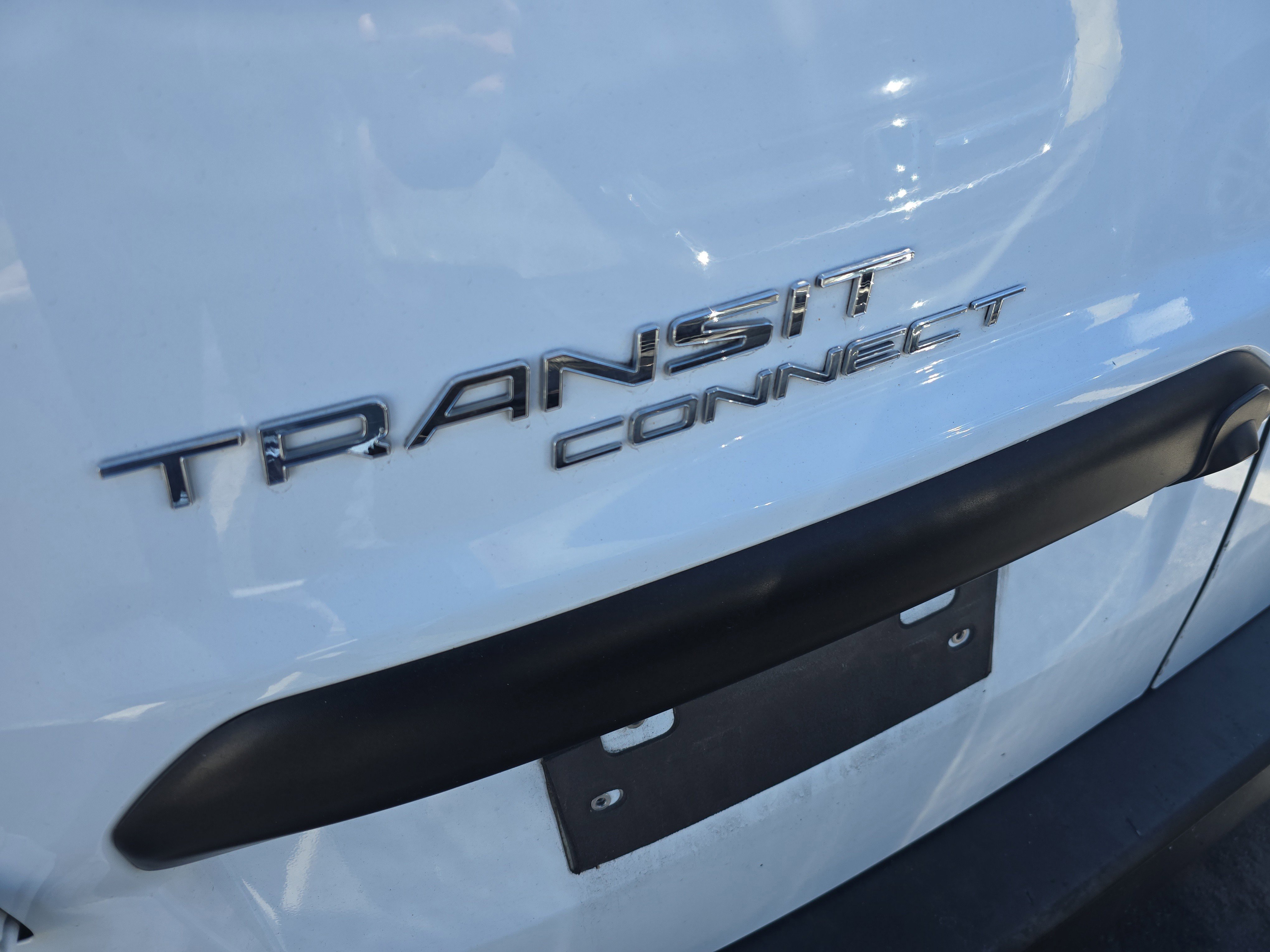 Used 2019 Ford Transit Connect XLT w/ Driver-Assist Package image 7